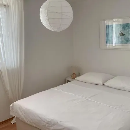 Apartment Stunning In With Wi-fi *