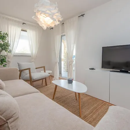 Apartment Stunning In With Wi-fi *